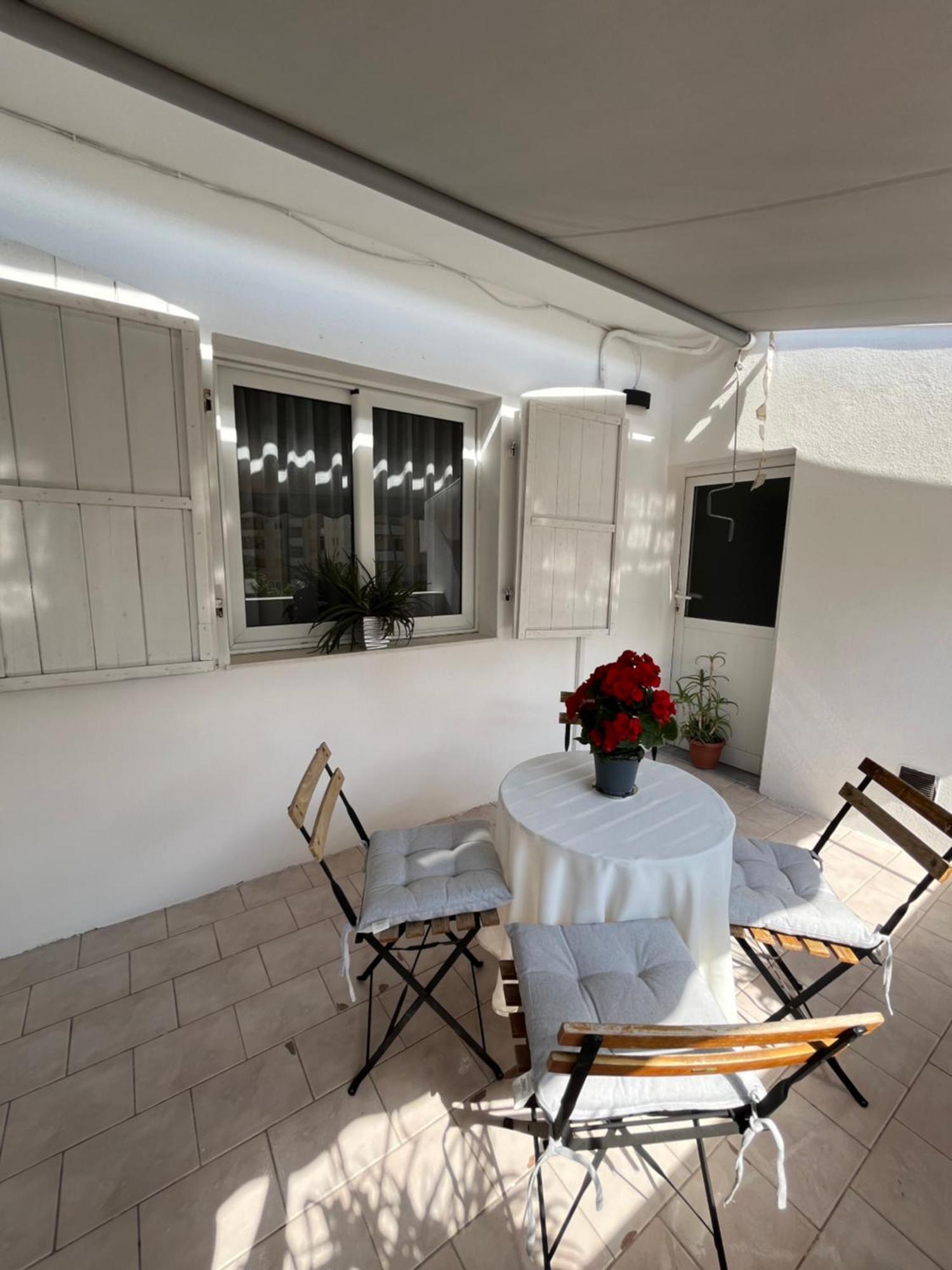 Iljazi'S Apartaments Vlorë Екстериор снимка