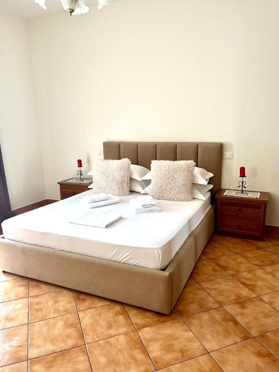 Iljazi'S Apartaments Vlorë Екстериор снимка