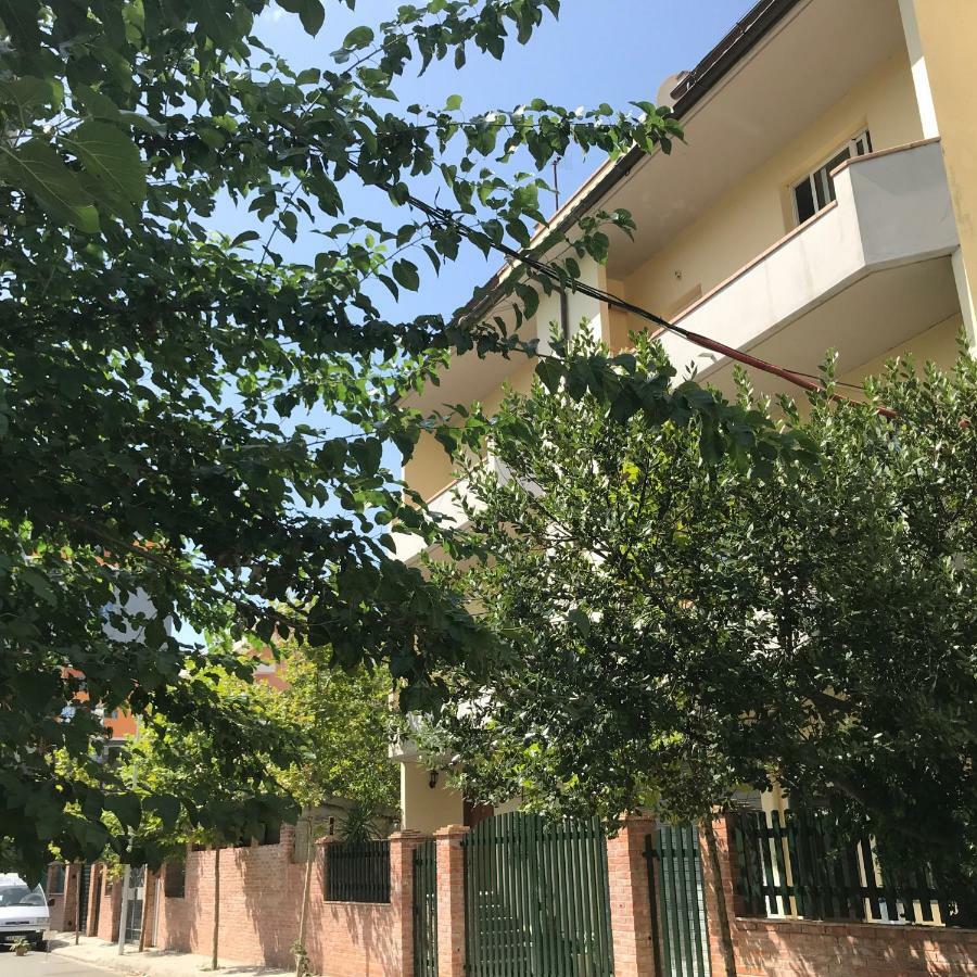 Iljazi'S Apartaments Vlorë Екстериор снимка