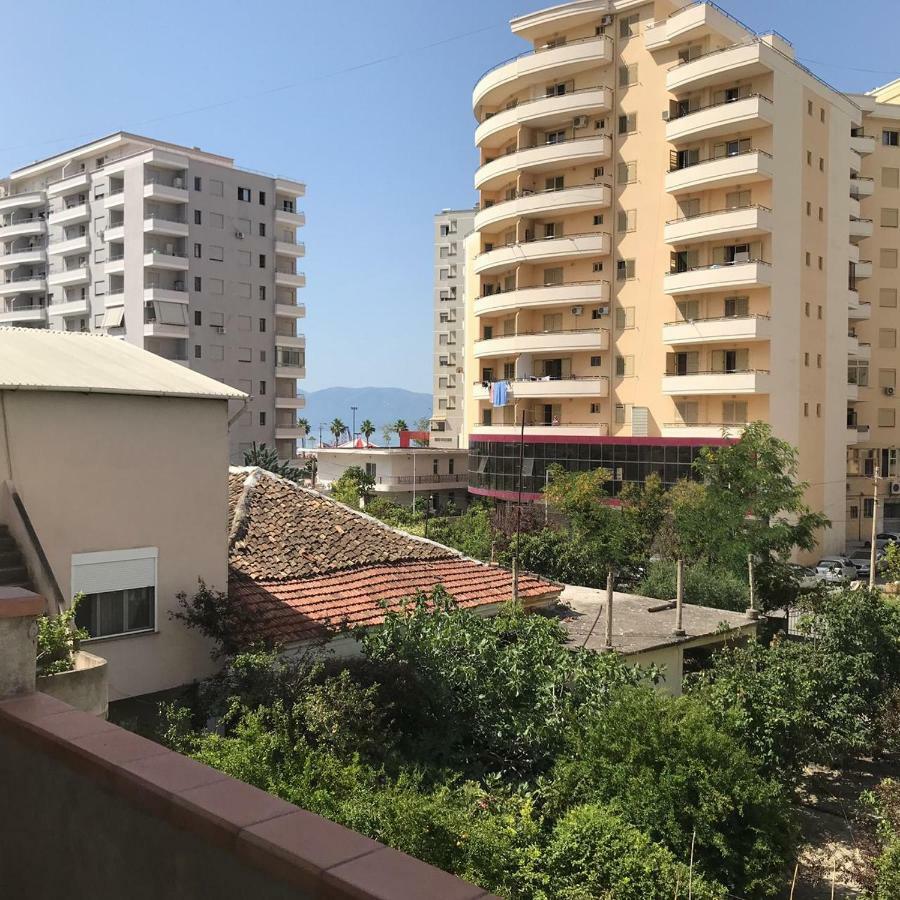 Iljazi'S Apartaments Vlorë Екстериор снимка